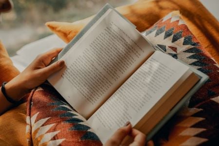 Apprendre le français chez soi par la lecture